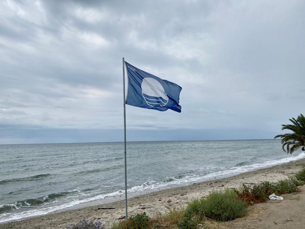 Beachfront Cottage Nea Triglia Exterior foto